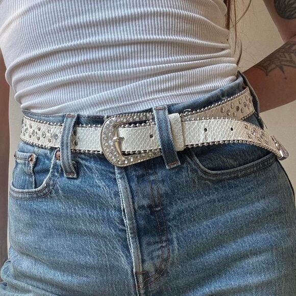 Other Accessories - Vintage White Snakeskin Rhinestoned Western Belt Low Rise Small Medium